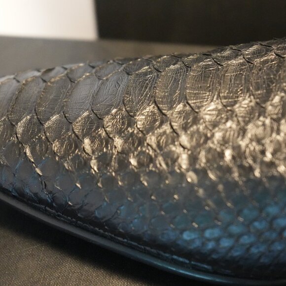 Yves SAINT LAURENT - Picture 7 of 11